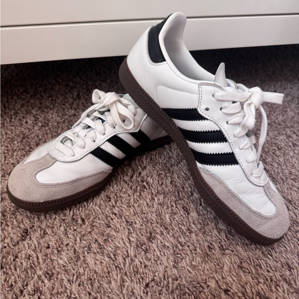 Adidas Sambas